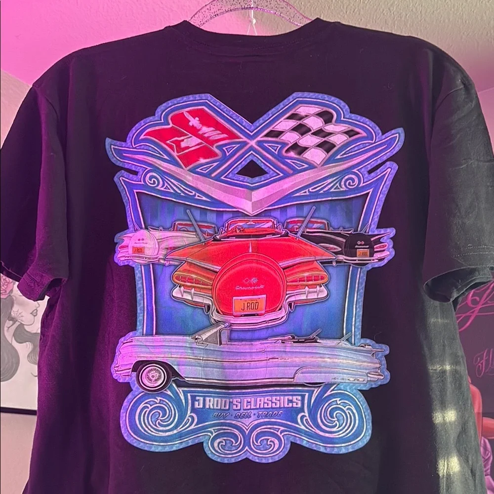 Black Lowrider Graphic Tee🖤 - Picture 1 of 5